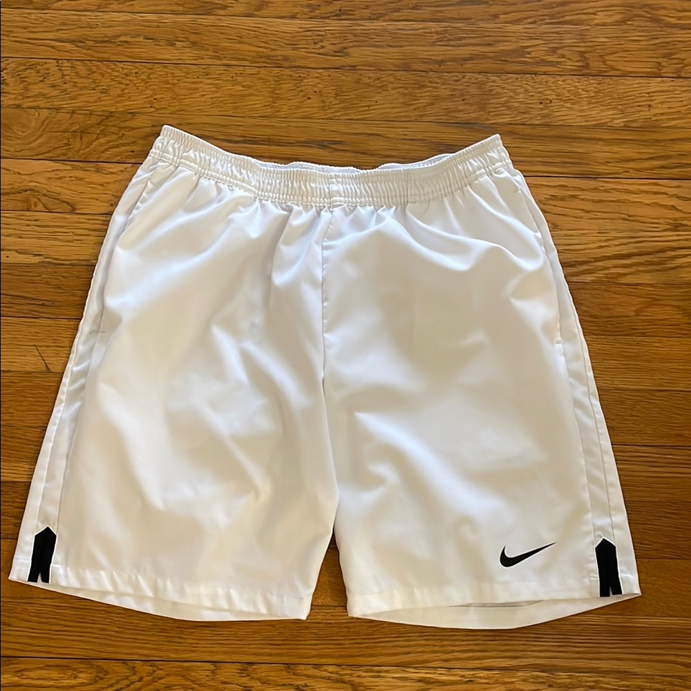 Nike White Athletic Shorts Lightweight Performance